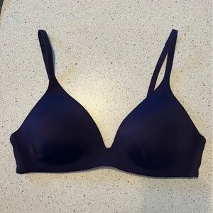 Body By Victoria IPEX Bra Size 36D Black Victoria’s Secret great condition